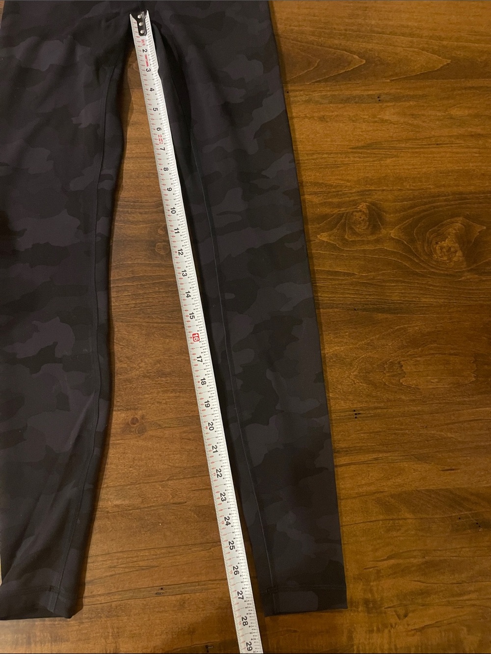 lululemon athletica Black Camo High-Rise Leggings - excellent condition - Picture 5 of 5